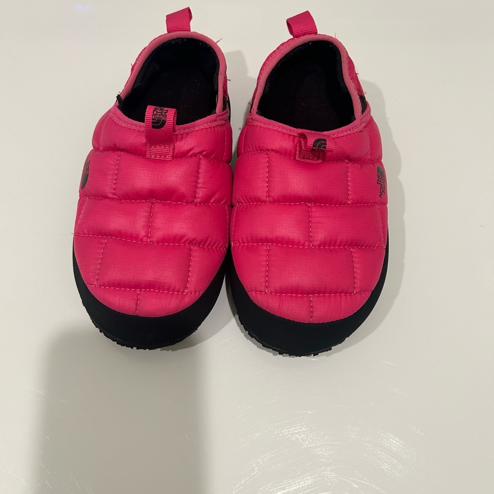 Girl’s The North Face Thermoball Slippers 1